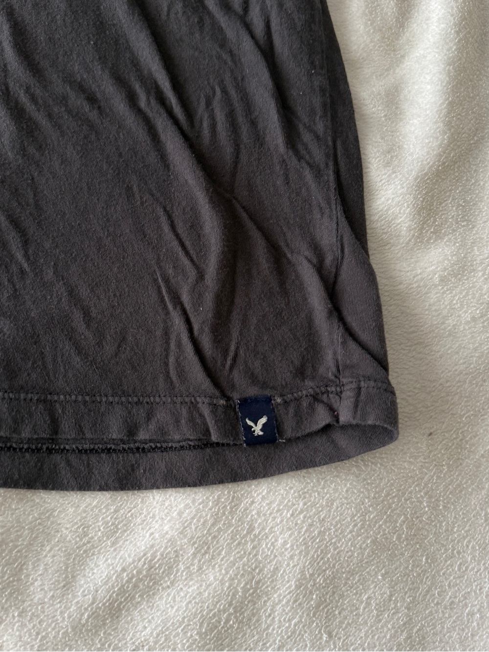 ✨Bundle 5 for $25🏷️ | American Eagle Outfitters Men’s Short Sleeve Henley Shirt - Picture 6 of 7